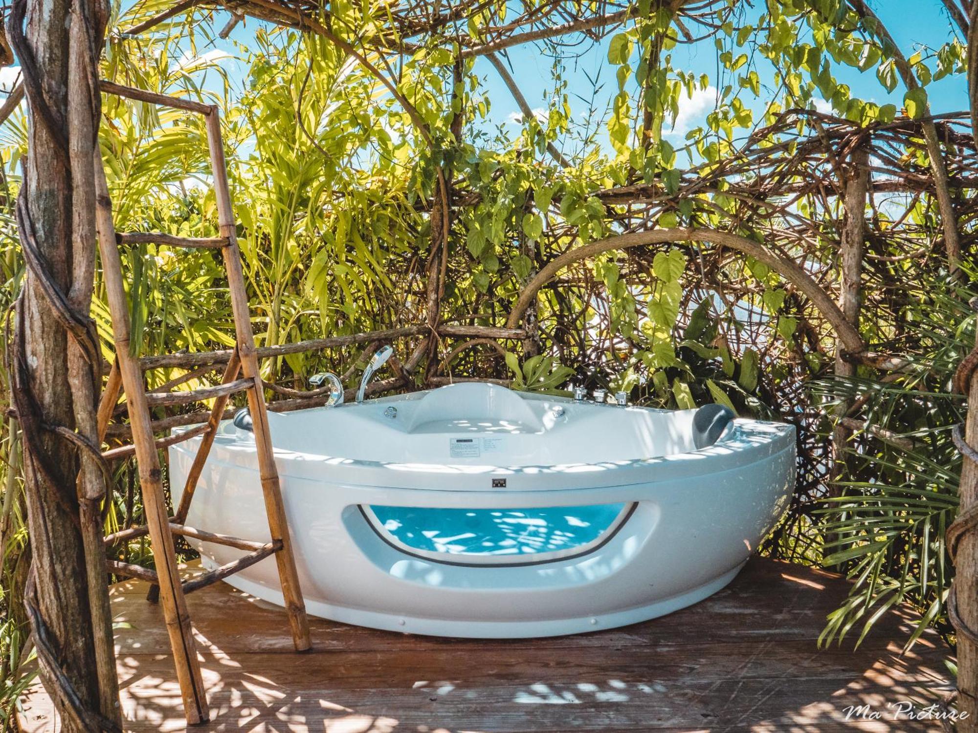 Green Land Bubble Glamping By Mint キャバレテ エクステリア 写真
